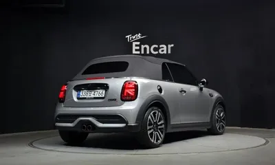 MINI Cooper Convertible