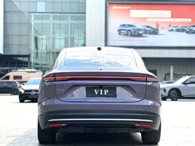 Nio EC6