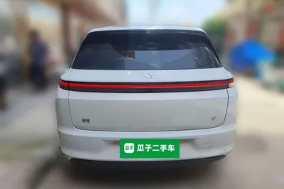 Li Auto L7