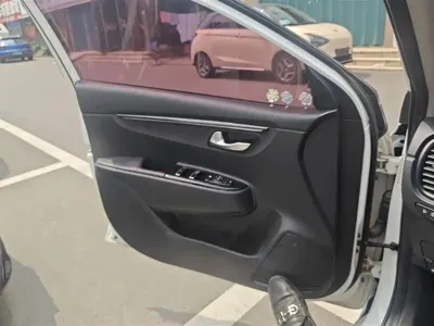 Kia K2