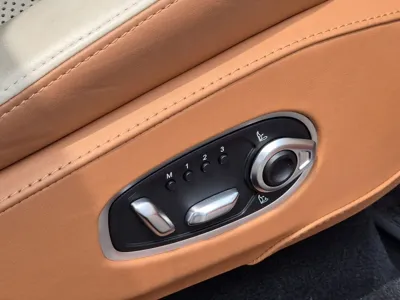 Astonmartin DBX