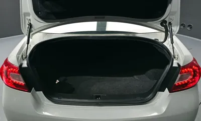 Infiniti M