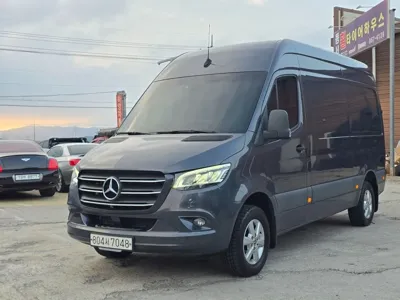 Mercedes-Benz Sprinter