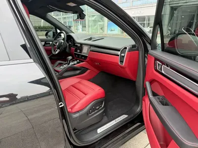 Porsche Cayenne Hybrid