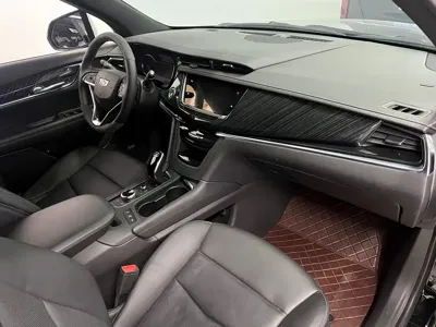 Cadillac XT6
