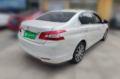 Peugeot 408