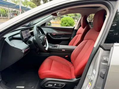 Xpeng P7