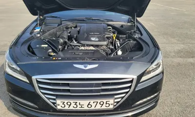 Hyundai Genesis