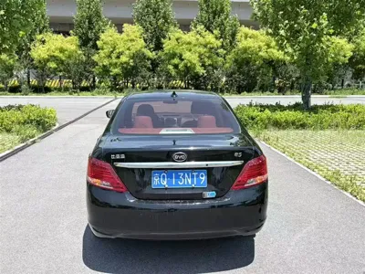 BYD e5