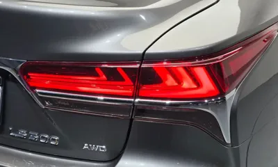 Lexus LS