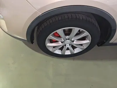 Geely Emgrand GS