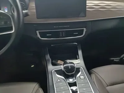 BYD MAX New Energy