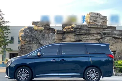 GAC Trumpchi M8
