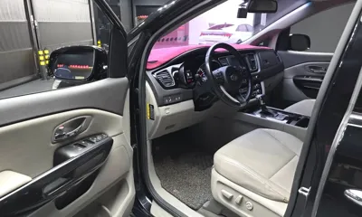 Kia Canival