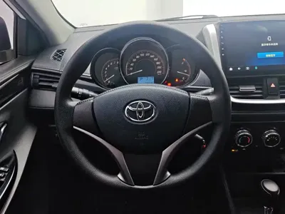 Toyota Yaris L