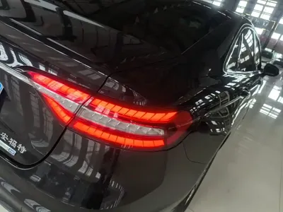 Ford Taurus