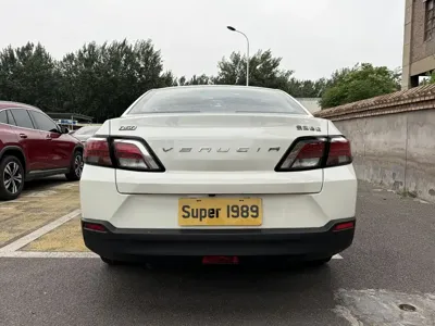 Venucia D60
