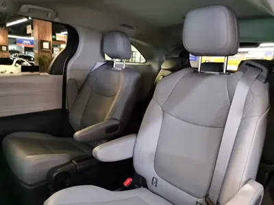Toyota Granvia