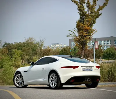Jaguar F-Type