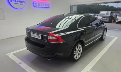 Volvo S80