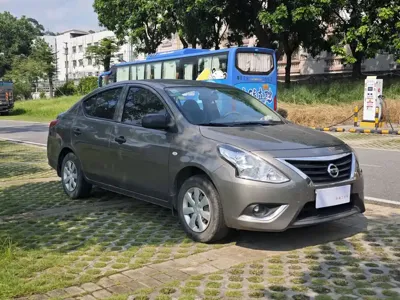 Nissan Sunny