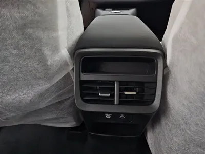 Volvo 沃尔沃XC70插电式混动