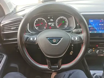 Jetta VS5