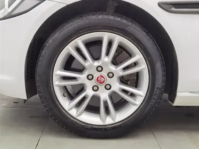 Jaguar XEL