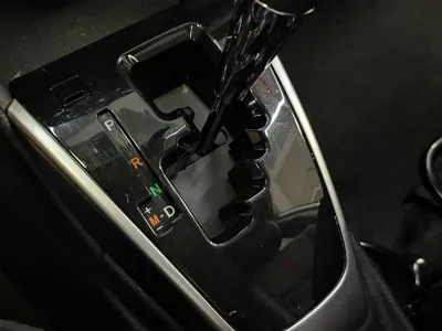 Toyota Yaris L