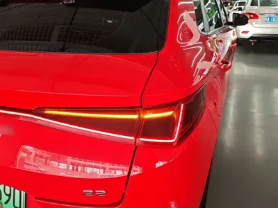 BYD e2
