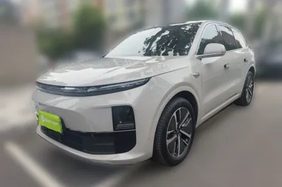Li Auto L6