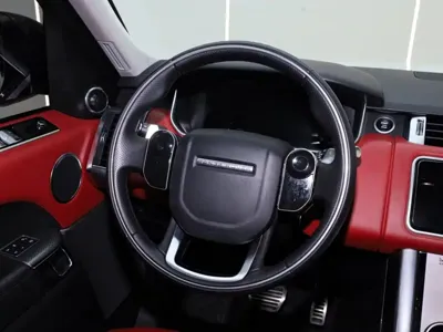 Land Rover Sport