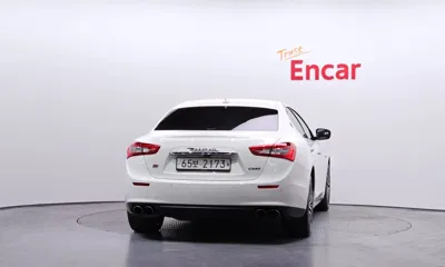 Maserati Ghibli
