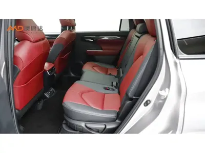 Toyota Crown Kluger