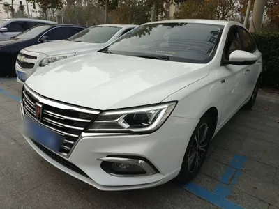Roewe i5