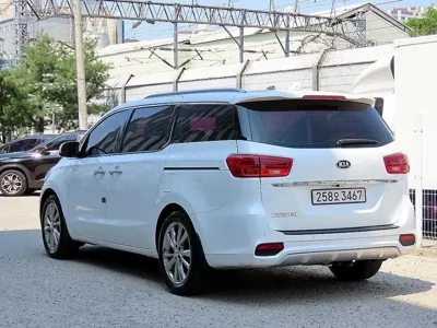 Kia Canival