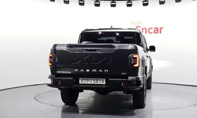 Kia Tasman