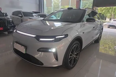 Leapmotor C11