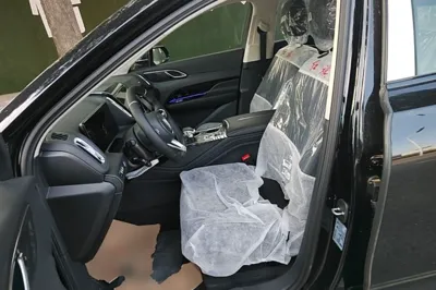 Hongqi HS3 PHEV