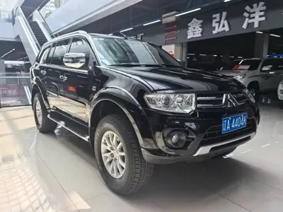Mitsubishi Pajero Sport