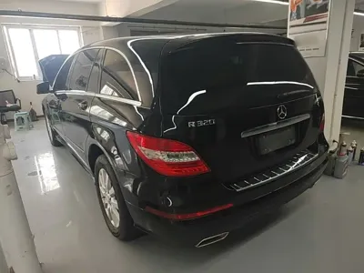 Mercedes-Benz R-Class