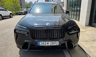 BMW X7