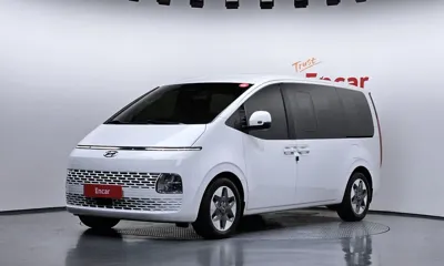 Hyundai Staria