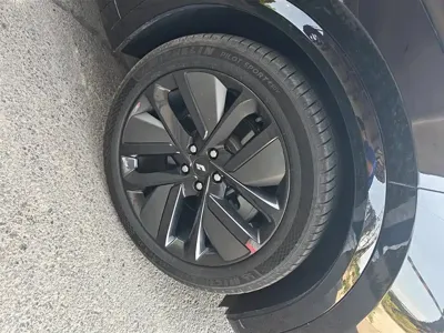 Li Auto Li L7