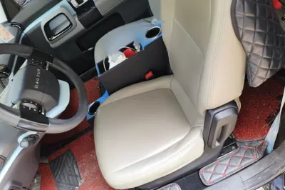 Baojun E300