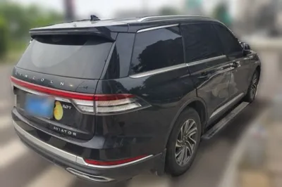 Lincoln Aviator
