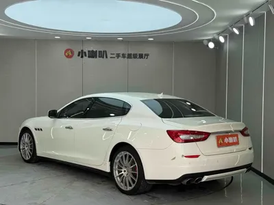 Maserati Quattroporte