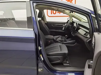 BYD MAX