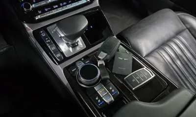 Genesis EQ900