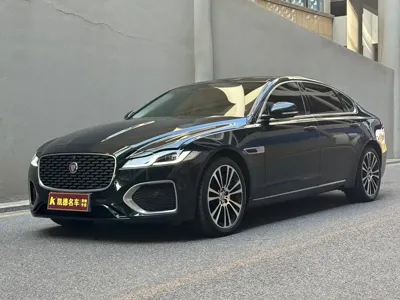 Jaguar XFL